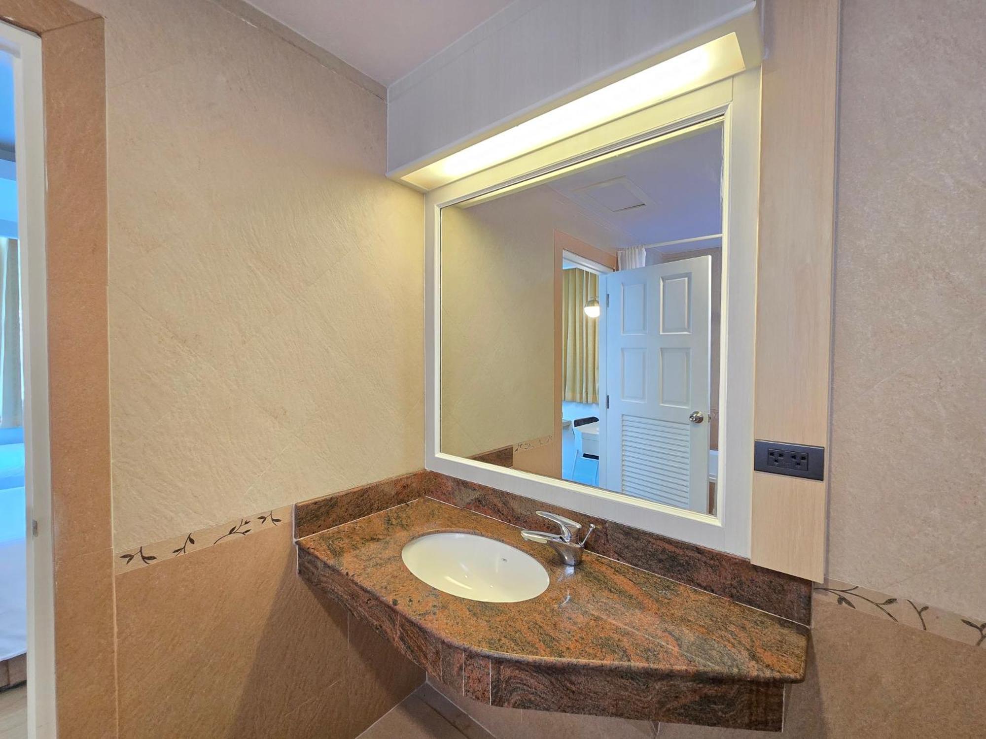 Sira Boutique Residence - Newly Renovated Patong المظهر الخارجي الصورة